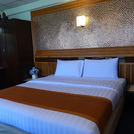 Serene Hotel 芭達亞 外观 照片