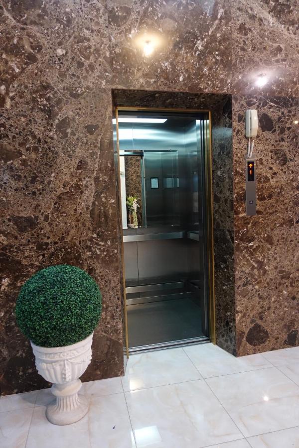 Serene Hotel 芭達亞 外观 照片