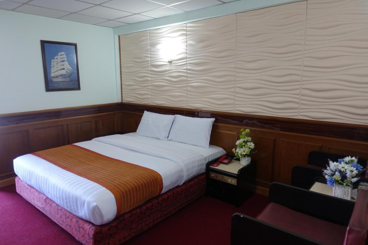 Serene Hotel 芭達亞 外观 照片